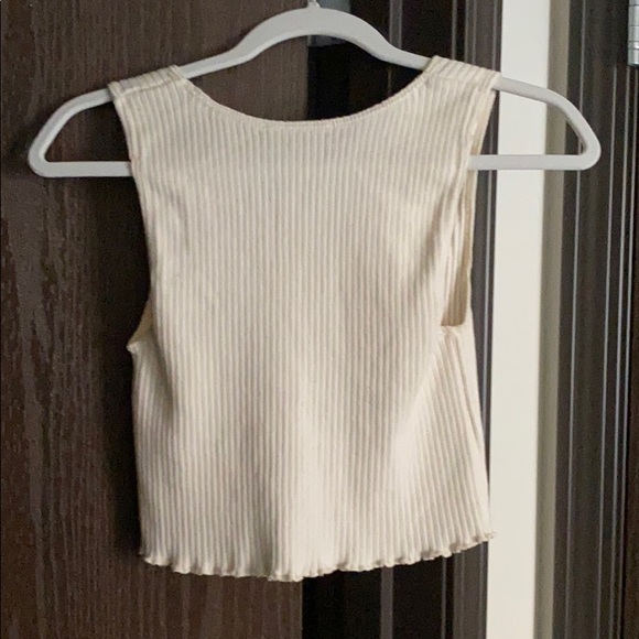 cropped tank - Picture 2 of 3